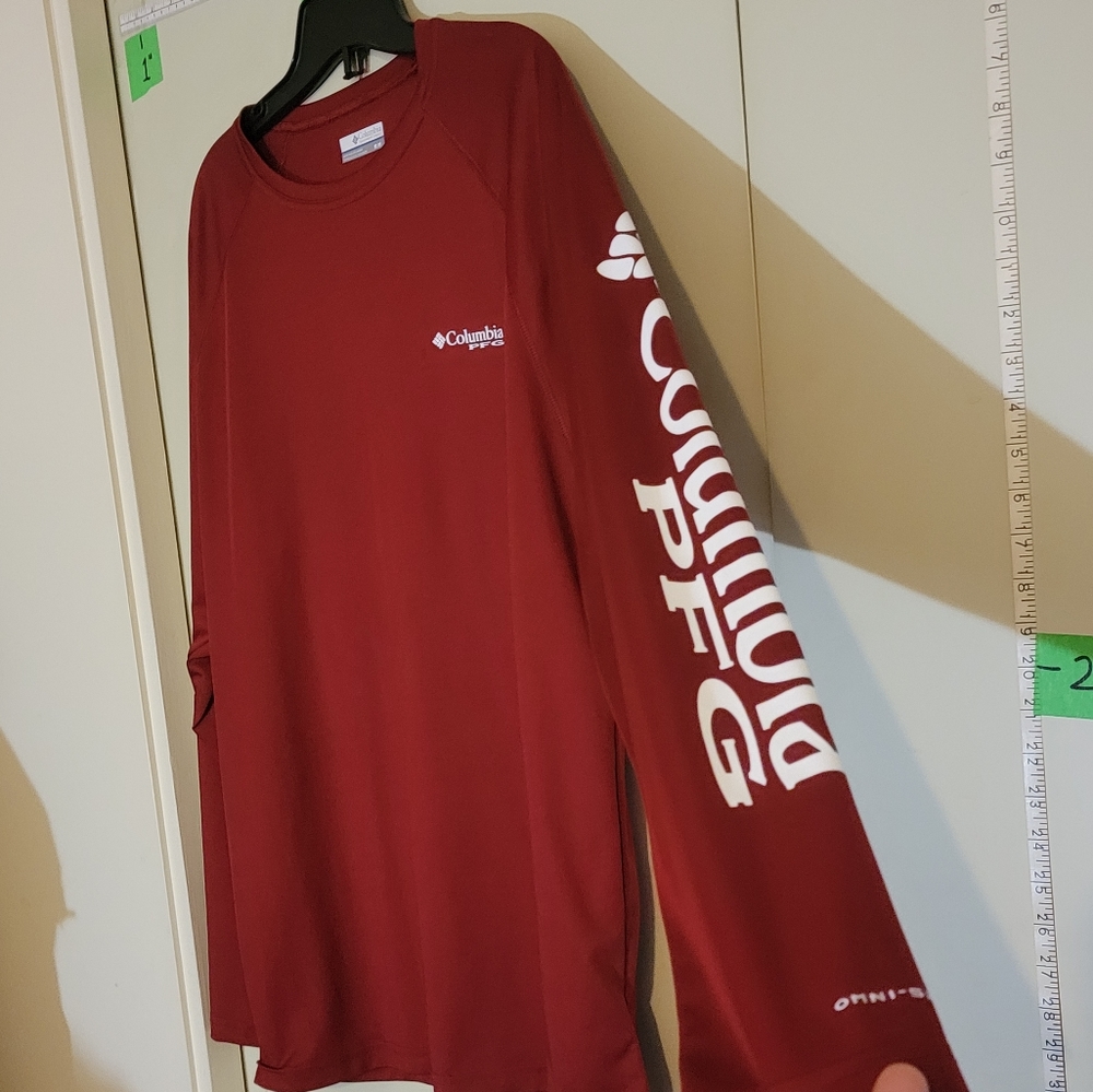 Columbia red long-sleeved Medium PFG shirt.